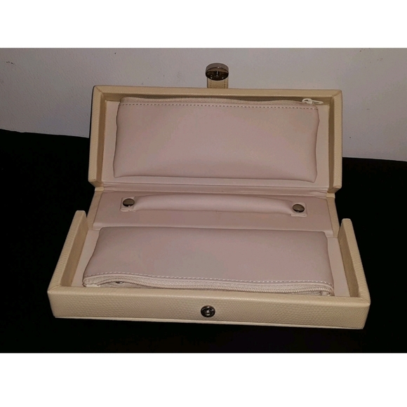 Pottery Barn Cream/Ivory Travel Jewelry Box NWOT - Picture 2 of 10